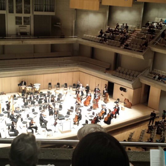 5/28/2014 tarihinde Dayes W.ziyaretçi tarafından Toronto Symphony Orchestra'de çekilen fotoğraf