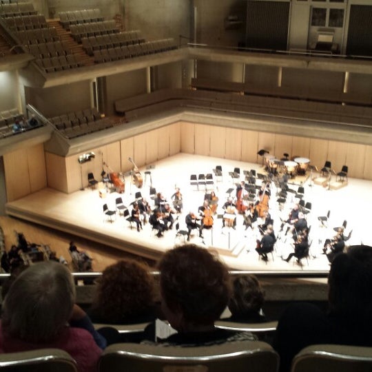 Photo taken at Toronto Symphony Orchestra by Dayes W. on 5/14/2014