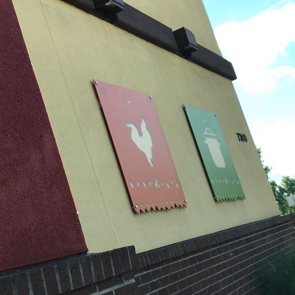 Del Taco Fast Food Restaurant in Hillsboro