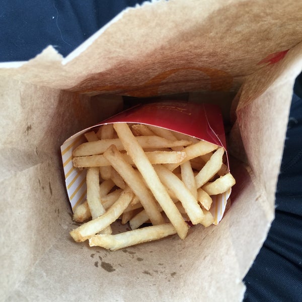 Photos at McDonald's North Sifton Orchards 9 tips from 291 visitors