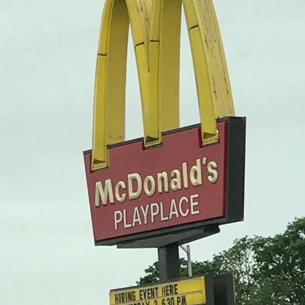 Photos at McDonald's North Sifton Orchards 9 tips from 291 visitors