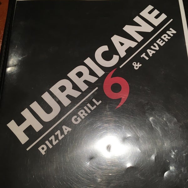 4/10/2018 tarihinde Cindy T.ziyaretçi tarafından Hurricane Pizza Grill'de çekilen fotoğraf