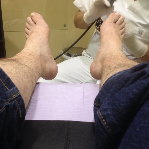 Best pedicure in DF.  Most places are just a bucket and nail clippers, this place is great.