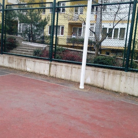 Баскетбольные площадки Кабардинка
