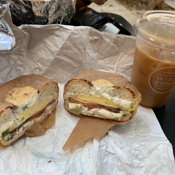 Photo taken at Wise Sons Bagel &amp; Coffee by Shoshana V. on 9/22/2019
