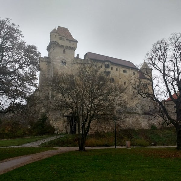 Das Foto wurde bei Burg Liechtenstein von Ayyüce Y. am 11/13/2018 aufgenommen
