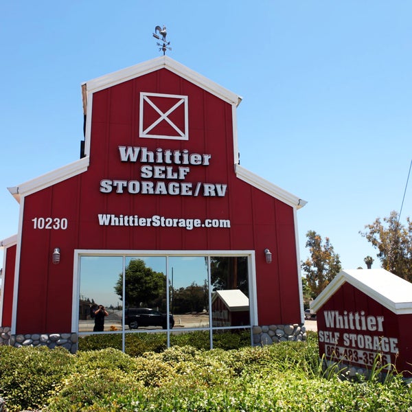รูปภาพถ่ายที่ Whittier Self Storage, RV and Boat Storage โดย Whittier Self Storage, RV and Boat Storage เมื่อ 11/20/2014