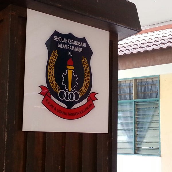 sk jalan raja muda