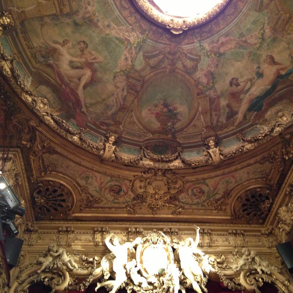 4/26/2013 tarihinde David R.ziyaretçi tarafından Théâtre du Palais-Royal'de çekilen fotoğraf