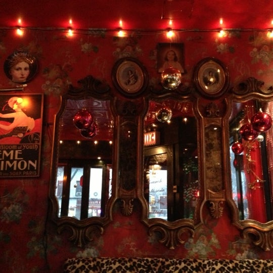 Photo taken at Simone Martini Bar &amp; Cafe by Isabella C. on 2/8/2013