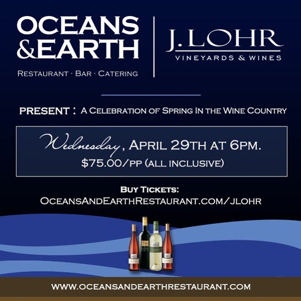 Foto tomada en Oceans and Earth Restaurant  por Cyndie K. el 4/23/2015