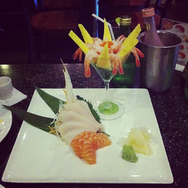 Foto scattata a Yamato Sushi and Teppanyaki Restaurant da Eric V. il 3/16/2013