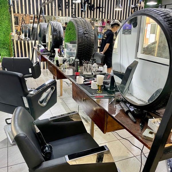 Xu Hướng Tóc Mới và Nghệ Thuật Tạo Kiểu Tại Salon Tóc Việt