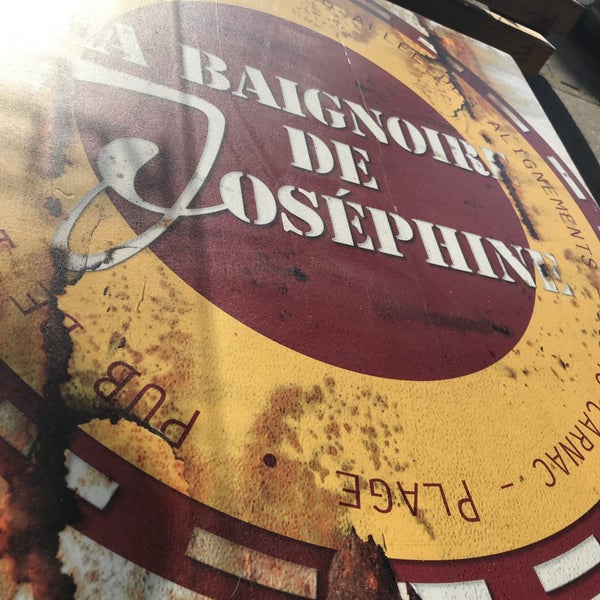 Photos At La Baignoire De Joséphine Cocktail Bar