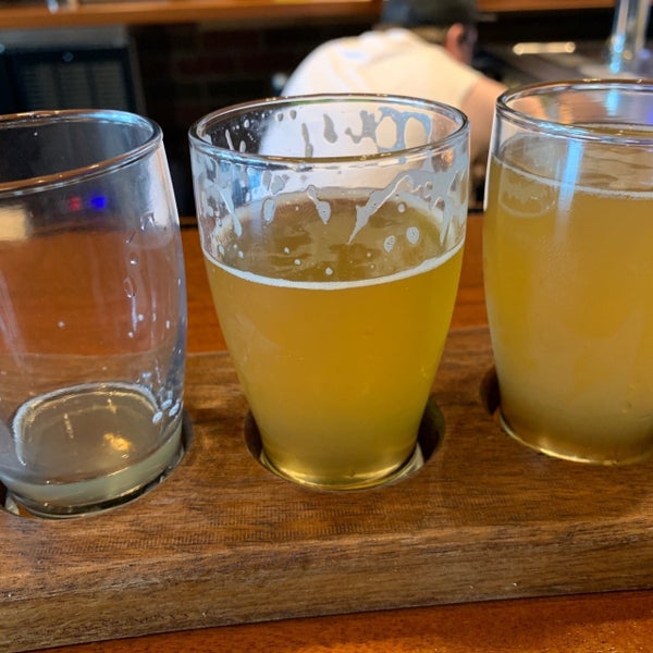 Photo taken at Canton Brewing Company by ᴡ D. on 9/7/2019