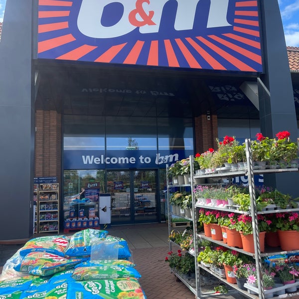 B M Store Clifton Moor Retail Park b-m-store-clifton-moor-retail-park