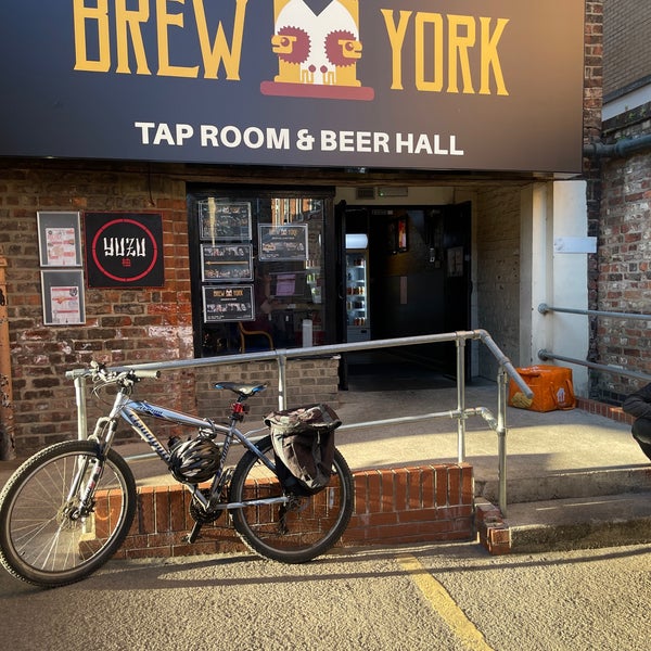 Photo taken at Brew York Craft Brewery &amp; Tap Room by Katie t. on 7/7/2022