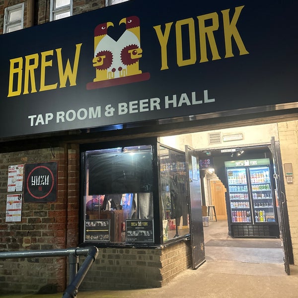 Foto tirada no(a) Brew York Craft Brewery &amp; Tap Room por Katie t. em 3/21/2024