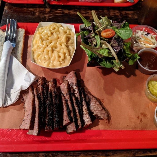 Foto tirada no(a) Mable&#39;s Smokehouse &amp; Banquet Hall por Adrian A. em 2/8/2020