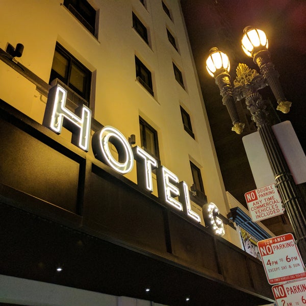 2/25/2017 tarihinde Adrian A.ziyaretçi tarafından Hotel G San Francisco'de çekilen fotoğraf