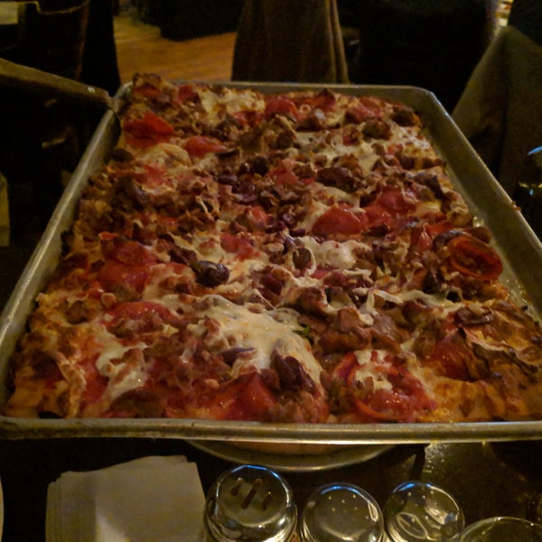 11/11/2018にAdrian A.がHarry&#39;s Italian Pizza Barで撮った写真