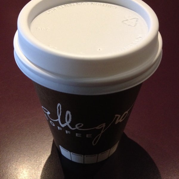 11/23/2013にR F.がIron Horse Coffee Companyで撮った写真