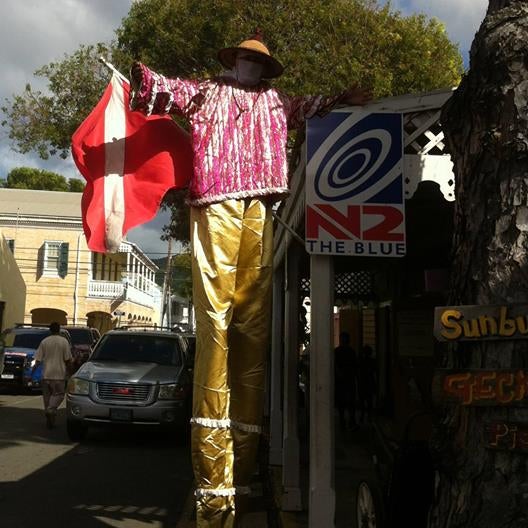 N2theBlue Scuba Diving Dive Store