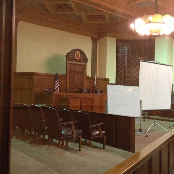 รูปภาพถ่ายที่ California Western School of Law โดย Eduardo B. เมื่อ 2/14/2013