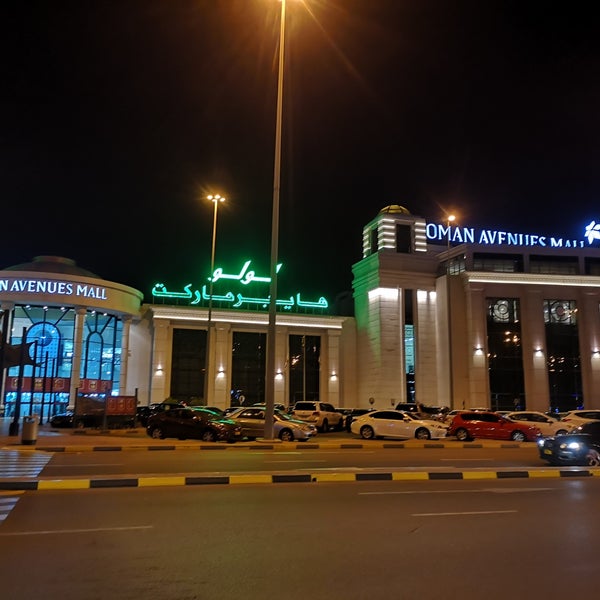 Foto tirada no(a) Oman Avenues Mall por Siamy U. em 4/10/2019