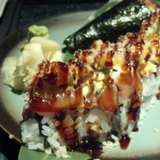 Foto diambil di Shiku Sushi oleh WodFanatic pada 11/3/2012