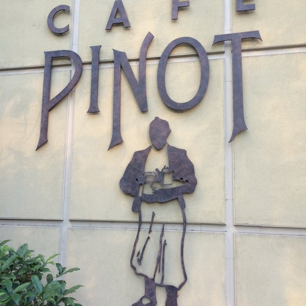 Photo taken at Cafe Pinot by Edwin K. on 9/18/2014