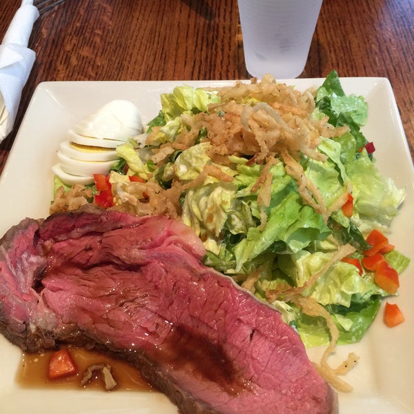Photo taken at Lawry&#39;s Carvery by Edwin K. on 12/16/2014