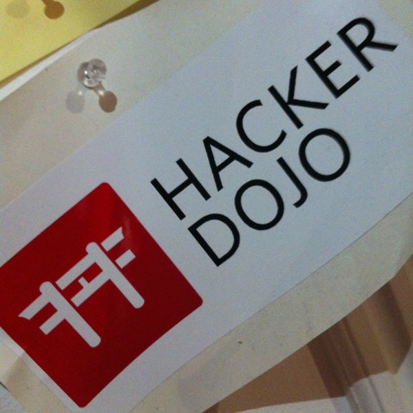 Photo taken at Hacker Dojo by Pedro G. on 2/2/2013