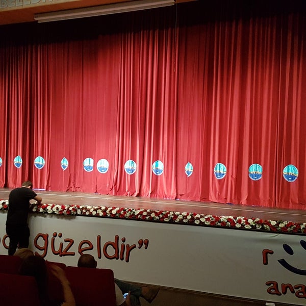 Foto tomada en Büyükçekmece Atatürk Kültür Merkezi  por Caner el 6/9/2018