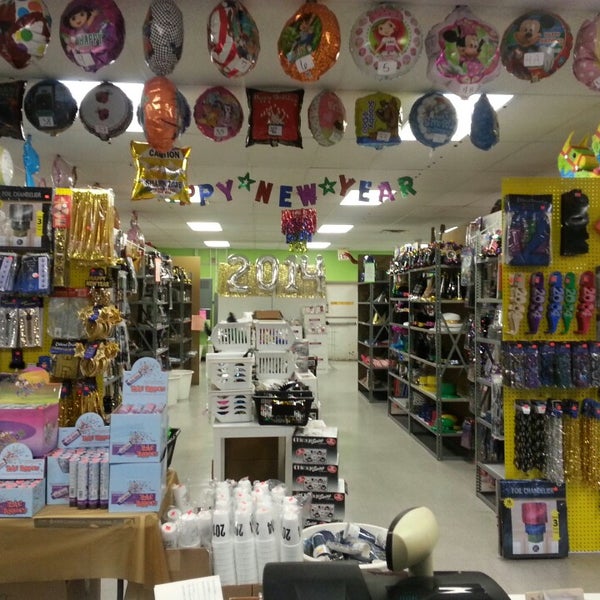 Party Warehouse 27 visitors