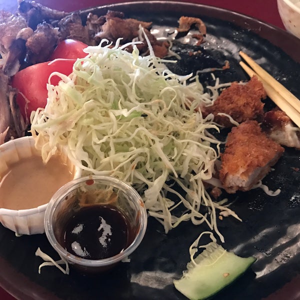Photo taken at FuRaiBo Teba-Saki Chicken by Graceface on 2/28/2017