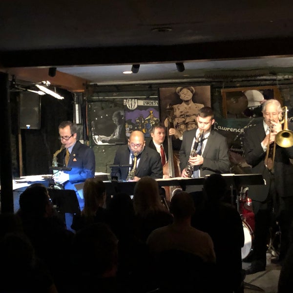 Photo taken at Smalls Jazz Club by Tolgar C. on 2/24/2020