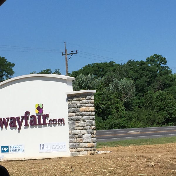 Photos at Wayfair Kentucky Warehouse Buildings in Hebron