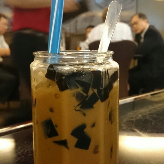 Foto tirada no(a) Cafe Central Nguyen Hue por Tan T. em 3/24/2014