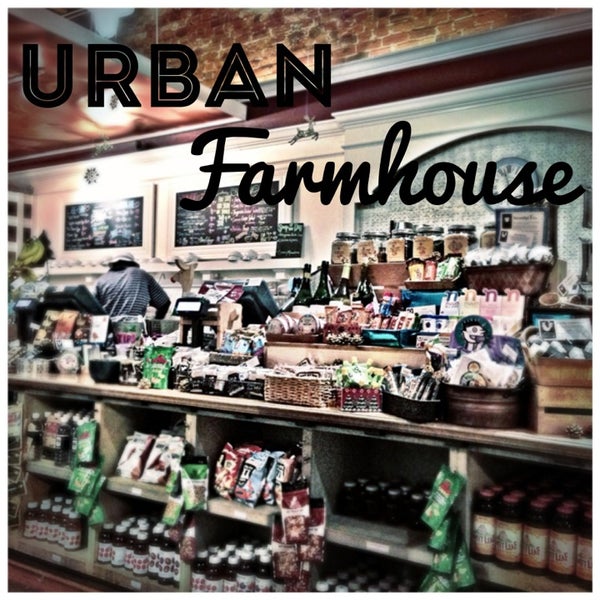Снимок сделан в The Urban Farmhouse Market &amp; Café пользователем Pauline L. 3/3/2013