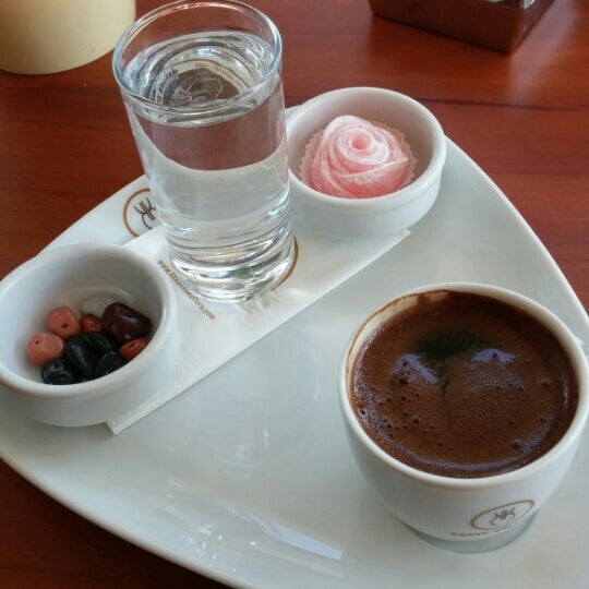 Kahve Kültürü Cafe & Restaurant 31217 ziyaretçidan 62 tavsiye