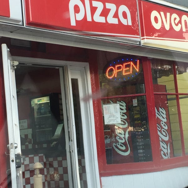 Pizza Oven Lockport'da Pizzacı