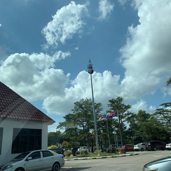 Pejabat Tanah Daerah Johor Bahru  crusnea
