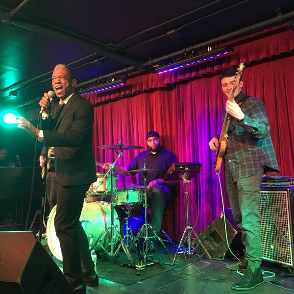 Photo taken at Biscuits and Blues by Kanayo K. on 2/24/2019
