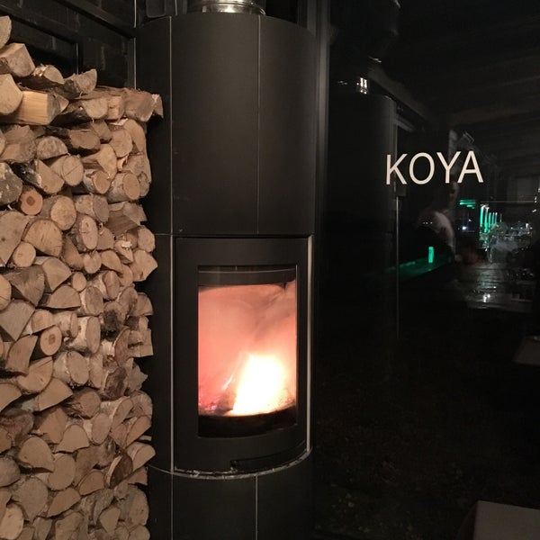 รูปภาพถ่ายที่ KOYA restorāns &amp; bārs โดย Katerina A. เมื่อ 10/24/2016
