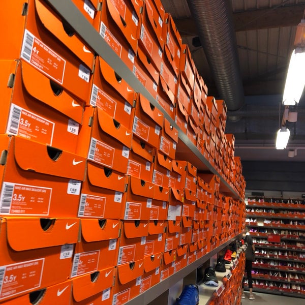 Nike Factory Store - Magasin de sport à Talange