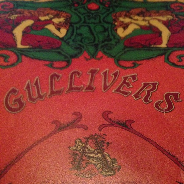 10/12/2012にArmando C.がGullivers Pizza and Pub Chicagoで撮った写真