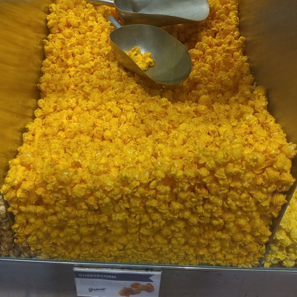 Garrett's Gourmet Popcorn Snack Place in Arlington