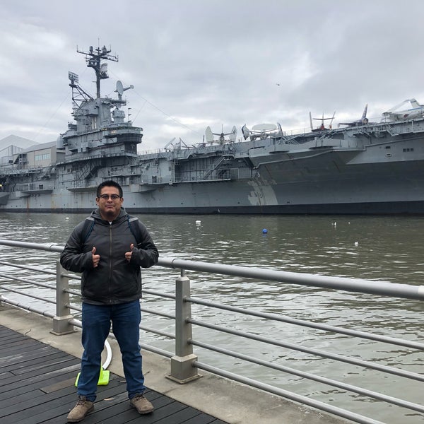 Photo taken at Intrepid Museum Store by Moises P. on 12/31/2019