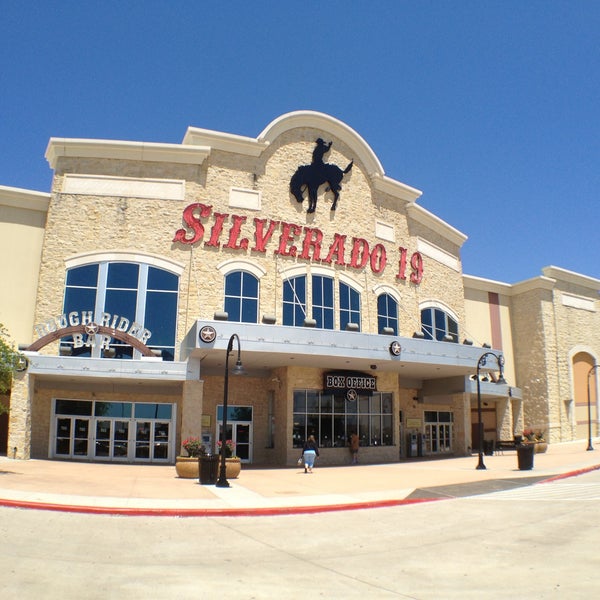 Regal Lone Star 19 & IMAX 94 tips